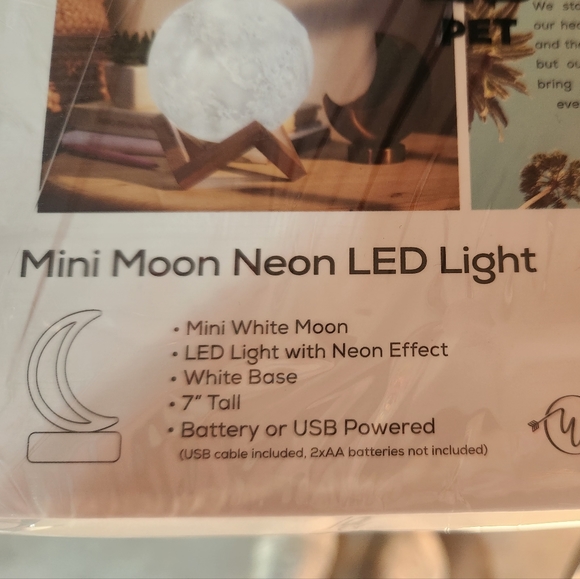 2/$12  7" Moon LED light NIB - Picture 2 of 3